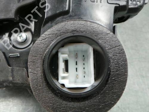 Rear right lock TOYOTA AURIS (_E18_) 2.0 D-4D (ADE186_, ADE186R) | BP1663329C99 