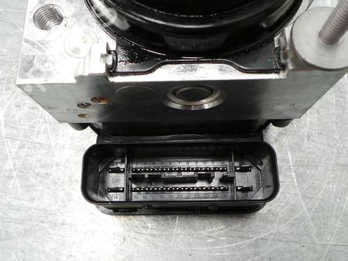 ABS pump TOYOTA YARIS (_P13_) 1.3 (NSP130_, NSP130) | BP195264M43 