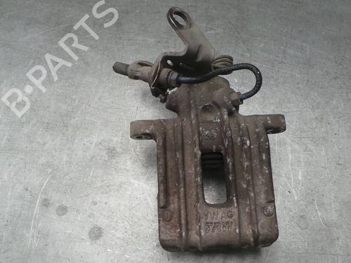 Used Brake master cylinder VW GOLF VI (5K1) 1.6 TDI (105 hp) 4407879