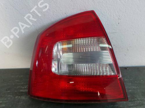 Left taillight SKODA OCTAVIA II (1Z3) 1.6 TDI BP150071C34