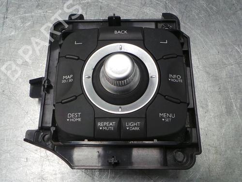 Used Electronic module RENAULT MEGANE III Hatchback (BZ0/1_, B3_) 1.5 dCi (106 hp) 210987