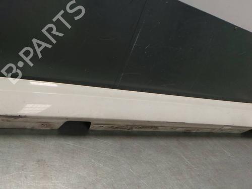 Używane Próg lewy BMW 3 (E90) 318 d (143 hp) 1738504