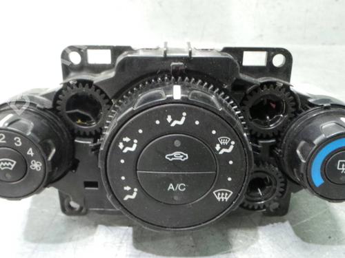 Climate control FORD FIESTA VI (CB1, CCN) 1.6 TDCi 8A61-19980-BE