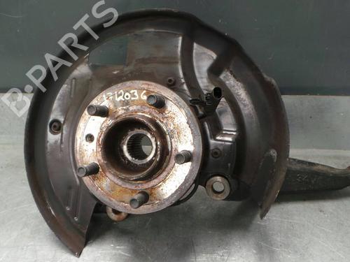 Fusee links voor LAND ROVER DISCOVERY III (L319) 2.7 TD 4x4 (190 hp) 1405618