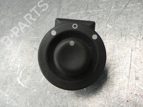 Used Electronic module RENAULT TWINGO II (CN0_) 1.5 dCi 90 (86 hp) 2822783
