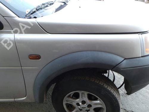 Used Right front fenders LAND ROVER FREELANDER I (L314) 2.0 DI 4x4 (98 hp) 28942