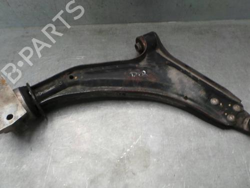 Used Right front suspension arm LAND ROVER FREELANDER I (L314) 2.0 DI 4x4 (98 hp) 1687858