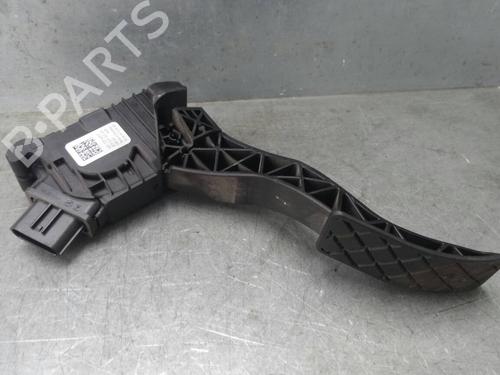 Used Pedal VW GOLF VII (5G1, BQ1, BE1, BE2) 1.6 TDI (90 hp) 3196922
