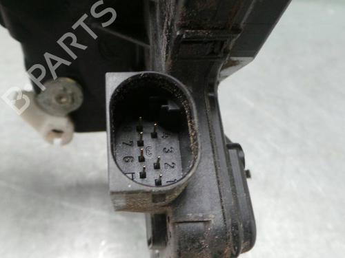 Rear left lock BMW 3 Touring (E46) 320 d | BP250599C100 