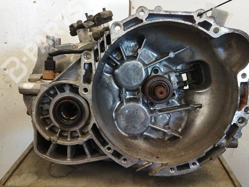 Used Gearbox HYUNDAI TUCSON (JM) 2.0 CRDi (113 hp) 7570222