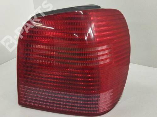 Højre baglygte VW POLO (6N2) 1.0 (50 hp) 10561347
