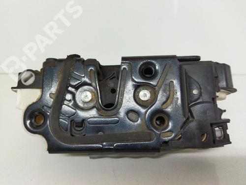 Cerradura puerta trasera izquierda SEAT IBIZA IV SC (6J1, 6P5) 1.2 TDI (75 hp) 6J0839015C