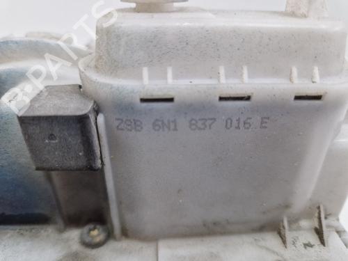 Høyre foran lås VW POLO III (6N1) 50 1.0 | BP13370060C97 