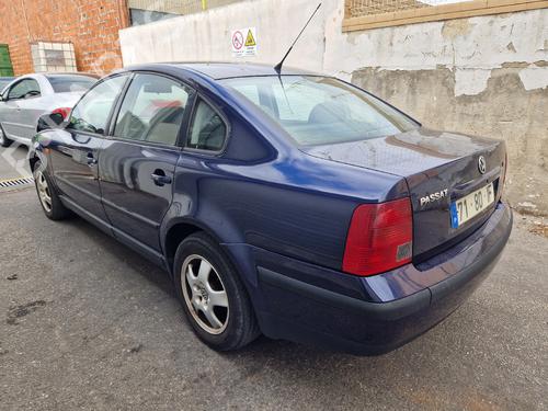 Høyre bak lås VW PASSAT B5 (3B2) 1.9 TDI | BP20126821C99 