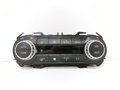 Panel klimatyzacji / ogrzewania MERCEDES-BENZ GLA-CLASS (X156) GLA 200 CDI / d (156.908) A2469003816