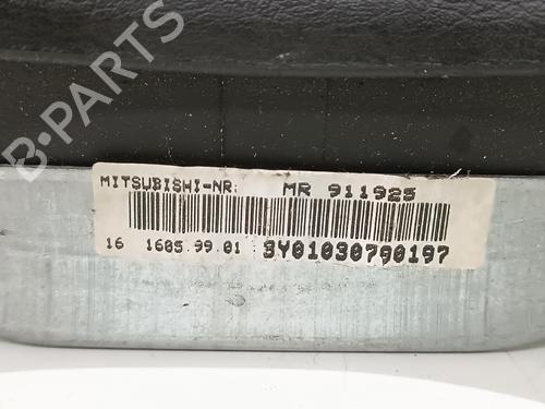 Driver airbag MITSUBISHI CARISMA (DA_) 1.9 DI-D (DA5A) | BP15847480C9