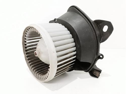 Used Heater blower motor FIAT GRANDE PUNTO (199_) 1.3 D Multijet (75 hp) 15894063