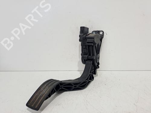 Used Pedal FORD FIESTA V (JH_, JD_) 1.25 16V (70 hp) 17107716