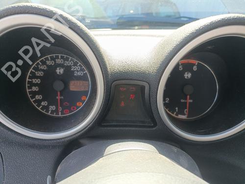 Lyskaster venstre ALFA ROMEO 156 (932_) 1.9 JTD 16V (932AXE00) | BP19112263C28 