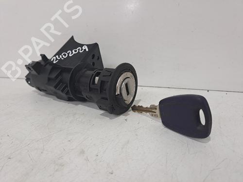 Used Ignition barrel FIAT PUNTO (188_) 1.2 16V 80 (188.233, .235, .253, .255, .333, .353, .639,... (80 hp) 19075100