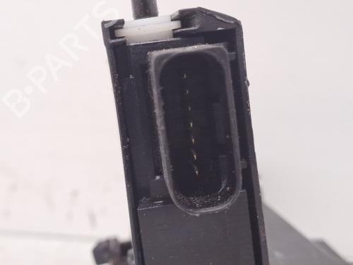 Front left lock PEUGEOT 308 II (LB_, LP_, LW_, LH_, L3_) 1.5 BlueHDi 130 | BP19266595C98