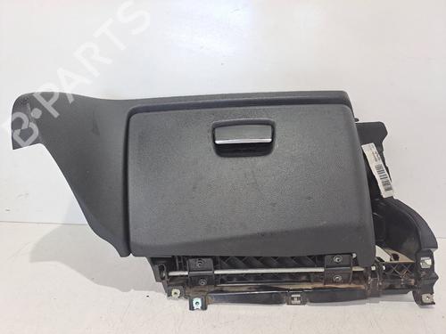 Used Glove box BMW 1 (E87) 118 d (143 hp) 19646508