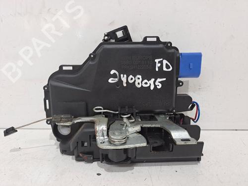 Used Front right lock VW POLO IV (9N_, 9A_) 1.4 TDI (75 hp) 19779808