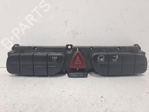 electronic-module-mercedes-benz-c-class-w203-c-200-cdi-203004-2038203710-3306010102-2000-2001-2002-2003-2004-2005-2006-2007-21219280 main image