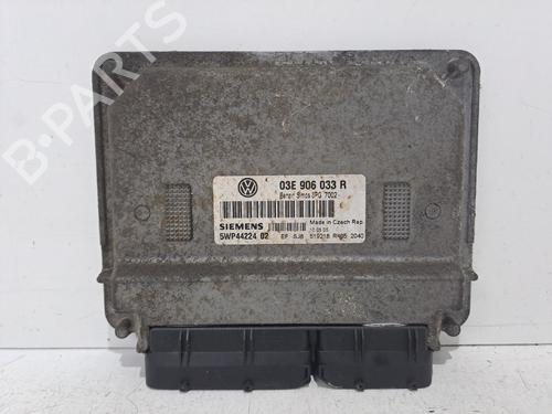 Computer motormanagement VW POLO IV (9N_, 9A_) 1.2 12V (64 hp) 22436597