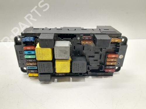 Used Fuse box MERCEDES-BENZ C-CLASS (W203) C 200 CDI (203.004) (116 hp) 22960308