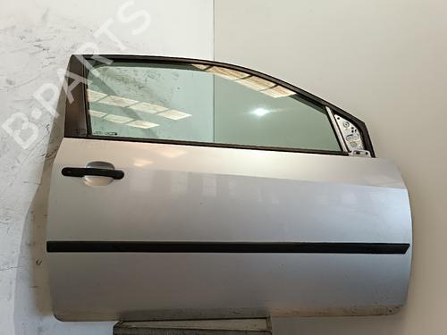 Dør høyre foran FORD FIESTA V (JH_, JD_) 1.4 TDCi (68 hp) 23232297