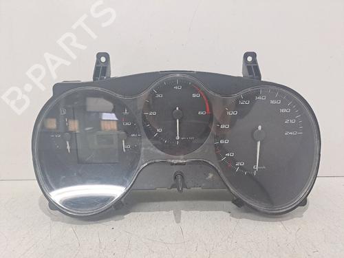 Used Instrument cluster SEAT LEON (1P1) 1.6 TDI (105 hp) 23950532