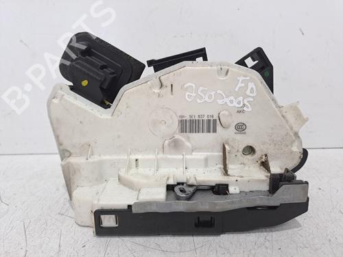 Front right lock SKODA OCTAVIA III Combi (5E5, 5E6) 1.6 TDI 5E1837016