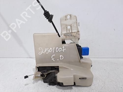 Serrure avant droite VW POLO IV (9N_, 9A_) 1.4 TDI (75 hp) 24437995