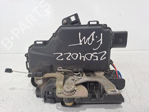 Used Front right lock VW GOLF IV (1J1) 1.4 16V (75 hp) 25720027