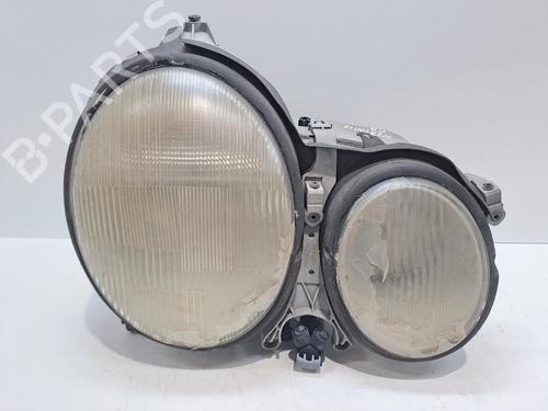 Right headlight MERCEDES-BENZ E-CLASS (W210) E 200 Kompressor (210.045) 15060800RE