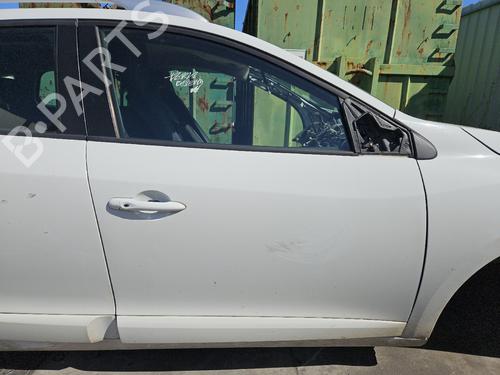 Used Right front door RENAULT MEGANE III Grandtour (KZ0/1) 1.5 dCi (KZ09, KZ0D, KZ1G, KZ29, KZ14, KZ1W, KZ10, KZ1F,... (110 hp) 26176663