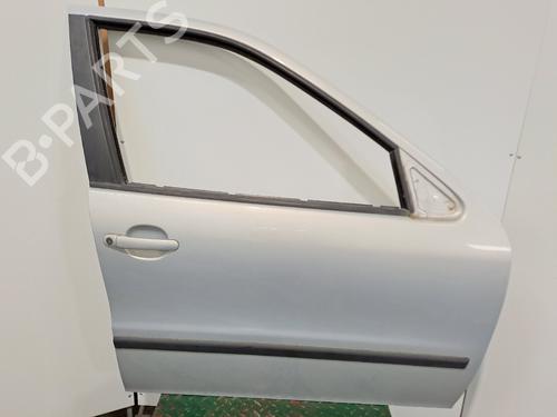 Dør høyre foran SEAT TOLEDO II (1M2) 1.6 (100 hp) 21083067