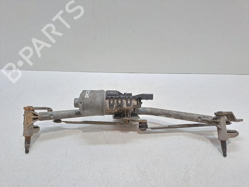 Used Front wiper motor VW POLO IV (9N_, 9A_) 1.2 12V (64 hp) 26864089