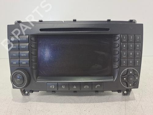 Radio MERCEDES-BENZ CLK Convertible (A209) CLK 200 Kompressor (209.442) A2098203089; A2038270062