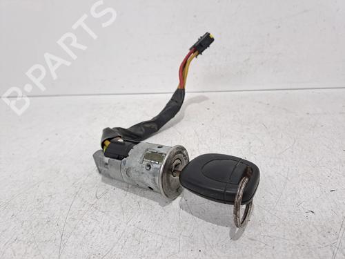 Used Ignition barrel Ignition barrel RENAULT CLIO II (BB_, CB_) 1.2 (BB0A, BB0F, BB10, BB1K, BB28, BB2D, BB2H, CB0A,... (58 hp) 40545319 40545319