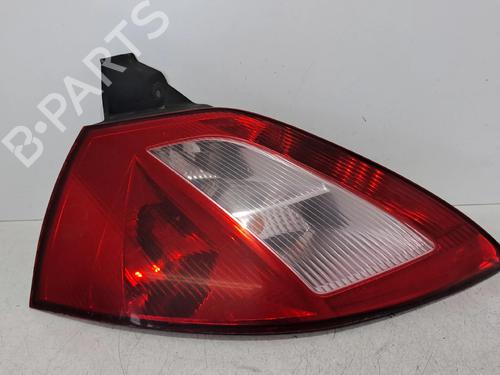 Used Left taillight RENAULT MEGANE II (BM0/1_, CM0/1_) 1.4 16V (BM0B, CM0B) (98 hp) 27973607