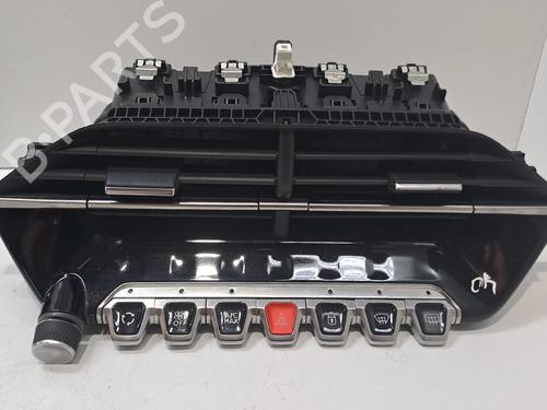 AC-Styringsenhed/Manøvreenhed PEUGEOT 208 II (UB_, UP_, UW_, UJ_) 1.2 PureTech 100 9823457080, 9823457180