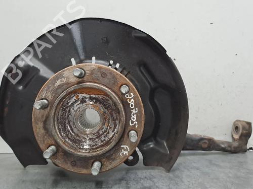 Used Left front steering knuckle TOYOTA HILUX VII Pickup (_N1_, _N2_, _N3_) 2.5 D-4D 4WD (KUN25_, KUN25R) (120 hp) 28044182