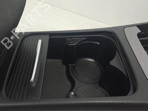 Armrest / Center console VW PASSAT B7 (362) 2.0 TDI | BP28180383I20 