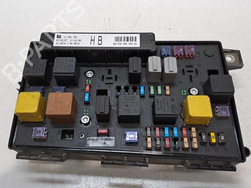 Fuse box OPEL ASTRA H Estate (A04) 1.3 CDTI (L35) 13206754;
