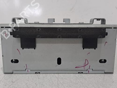 Used Radio FORD FIESTA VI (CB1, CCN) 1.4 TDCi (70 hp) 28607708