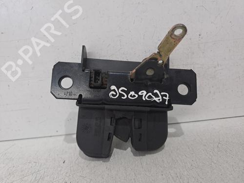 Used Tailgate lock VW GOLF IV (1J1) 1.9 TDI (110 hp) 29614728