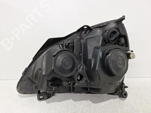 Right headlight RENAULT CLIO II Hatchback Van (SB0/1/2_) 1.5 dCi (SB07) | BP30174384C29