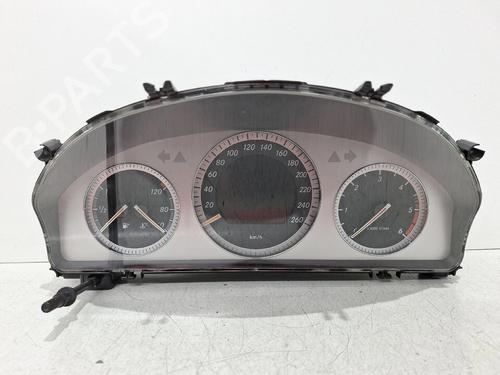 Used Instrument cluster MERCEDES-BENZ C-CLASS (W204) C 220 CDI (204.008) (170 hp) 30518875